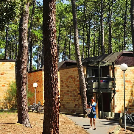 Vtf Les Bruyeres Ośrodek wypoczynkowy 3*